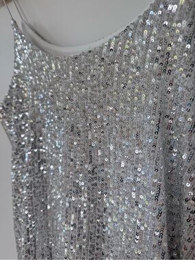 Passport Silver Sequin Tank Top NWT Size L Sleeveless Holiday Party Glam